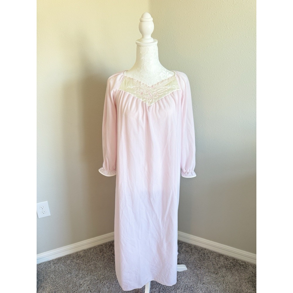 Vintage Featherbed New York Pink Maxi Nightgown M
